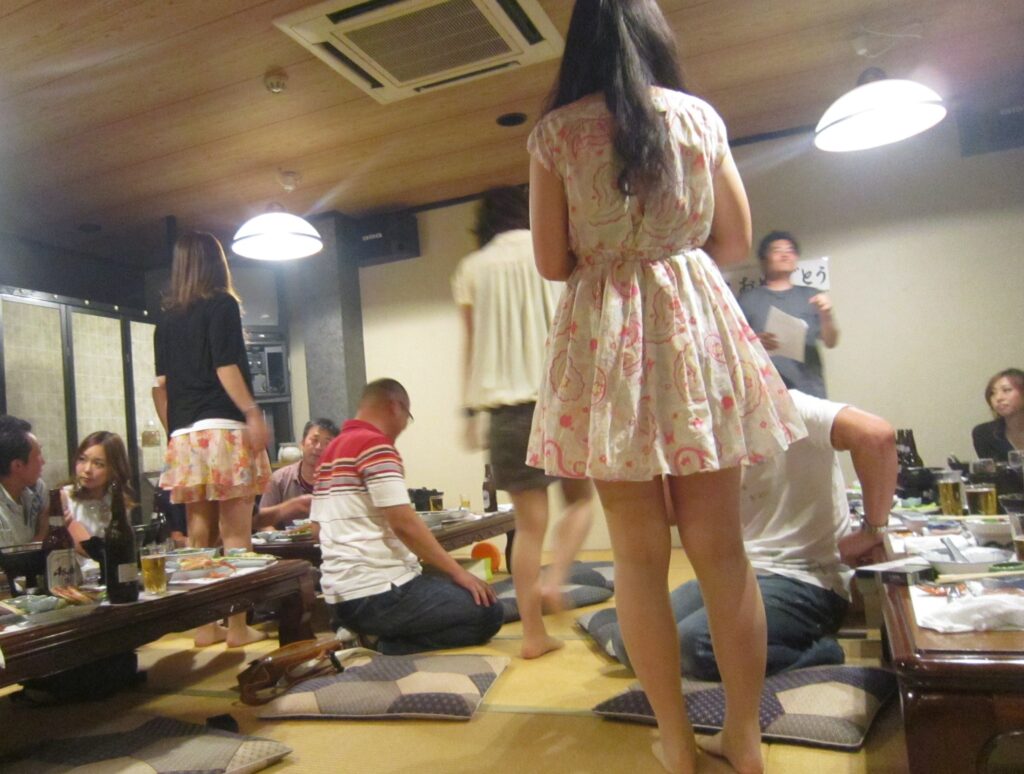 素人　コンパニオン 